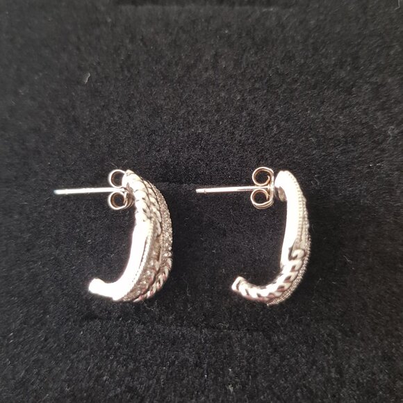 Sterling silver and cubic zirconia earrings - Picture 3 of 4